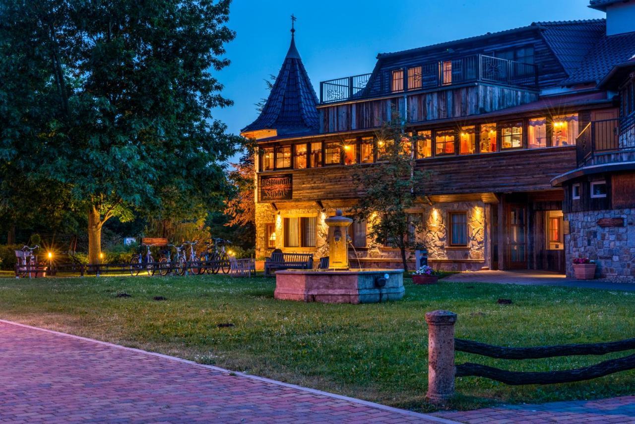 Wellnesshotel Seeschloesschen - Privat- Spa & Naturresort Senftenberg Exteriér fotografie